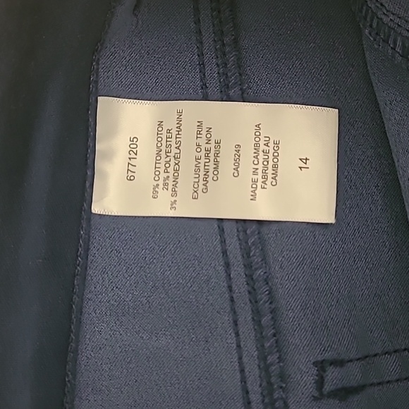 Blue crops - Picture 3 of 5